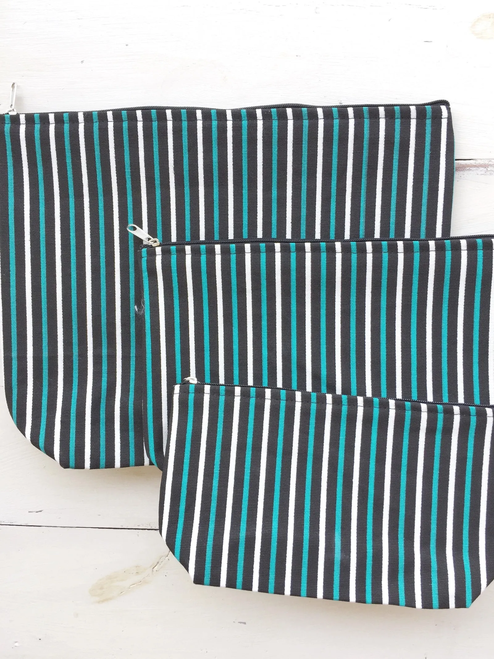 Della Q Nesting Bags