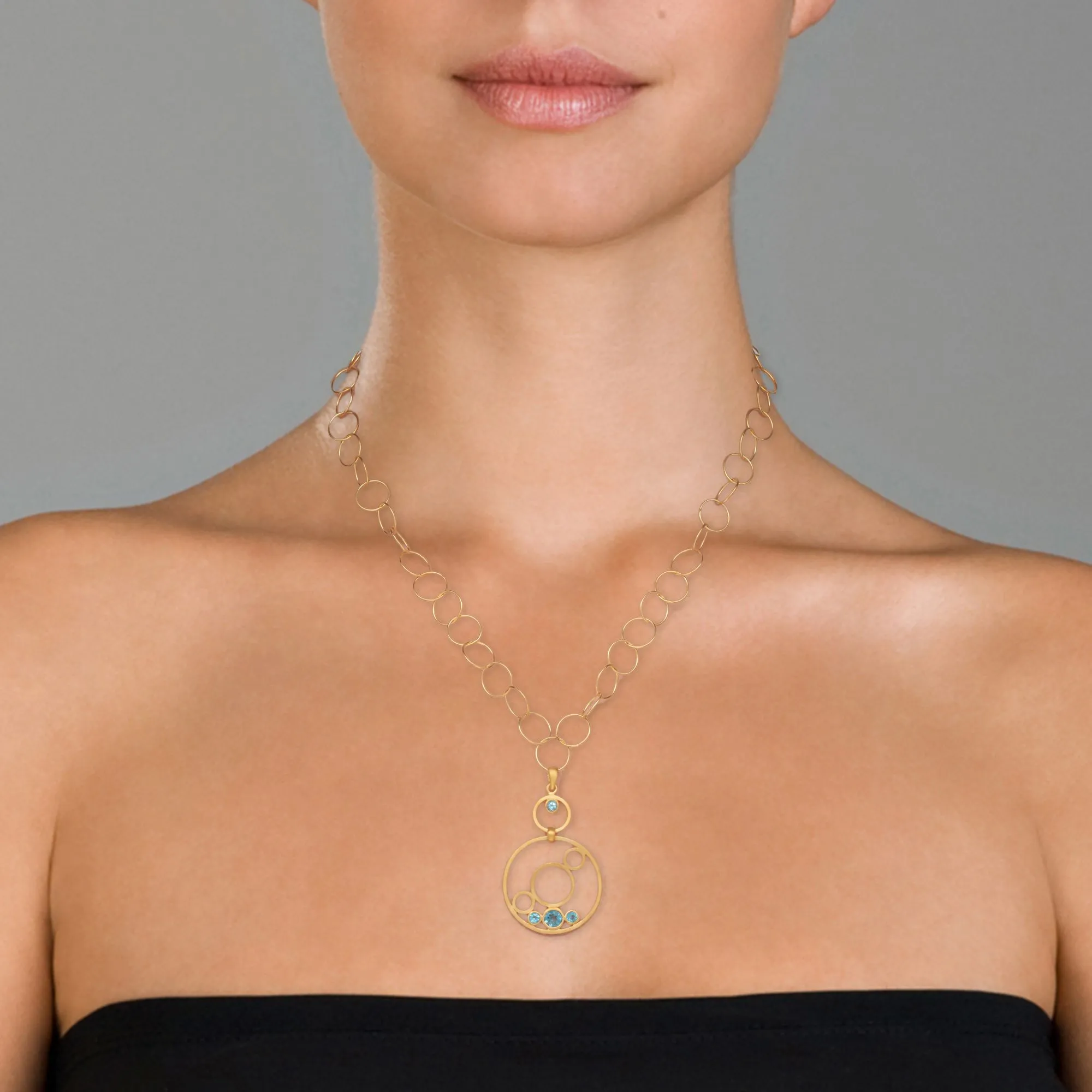 Fabienne Circles Necklace