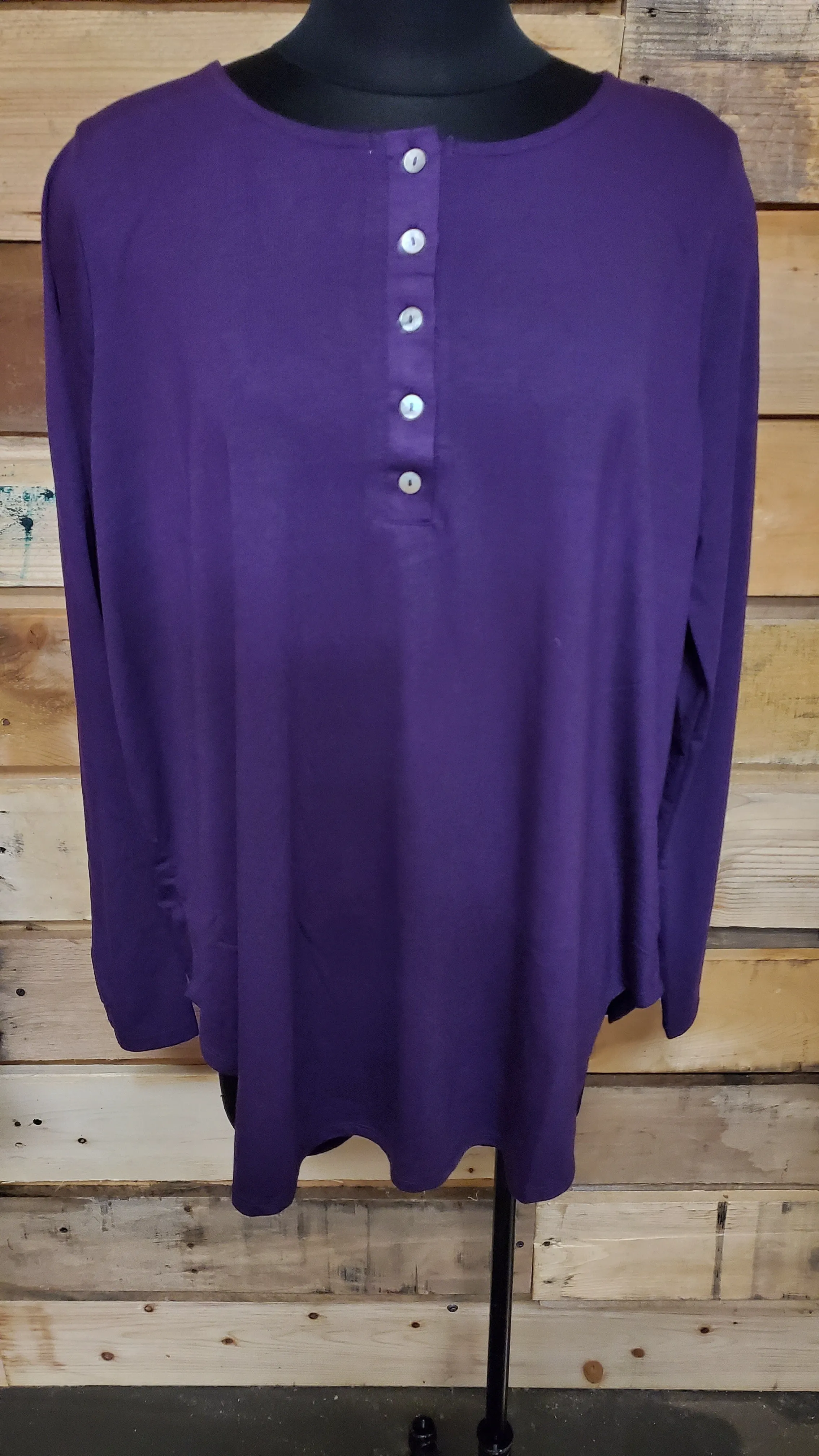 Long Sleeve Top Dolphin Hem RT1754XP