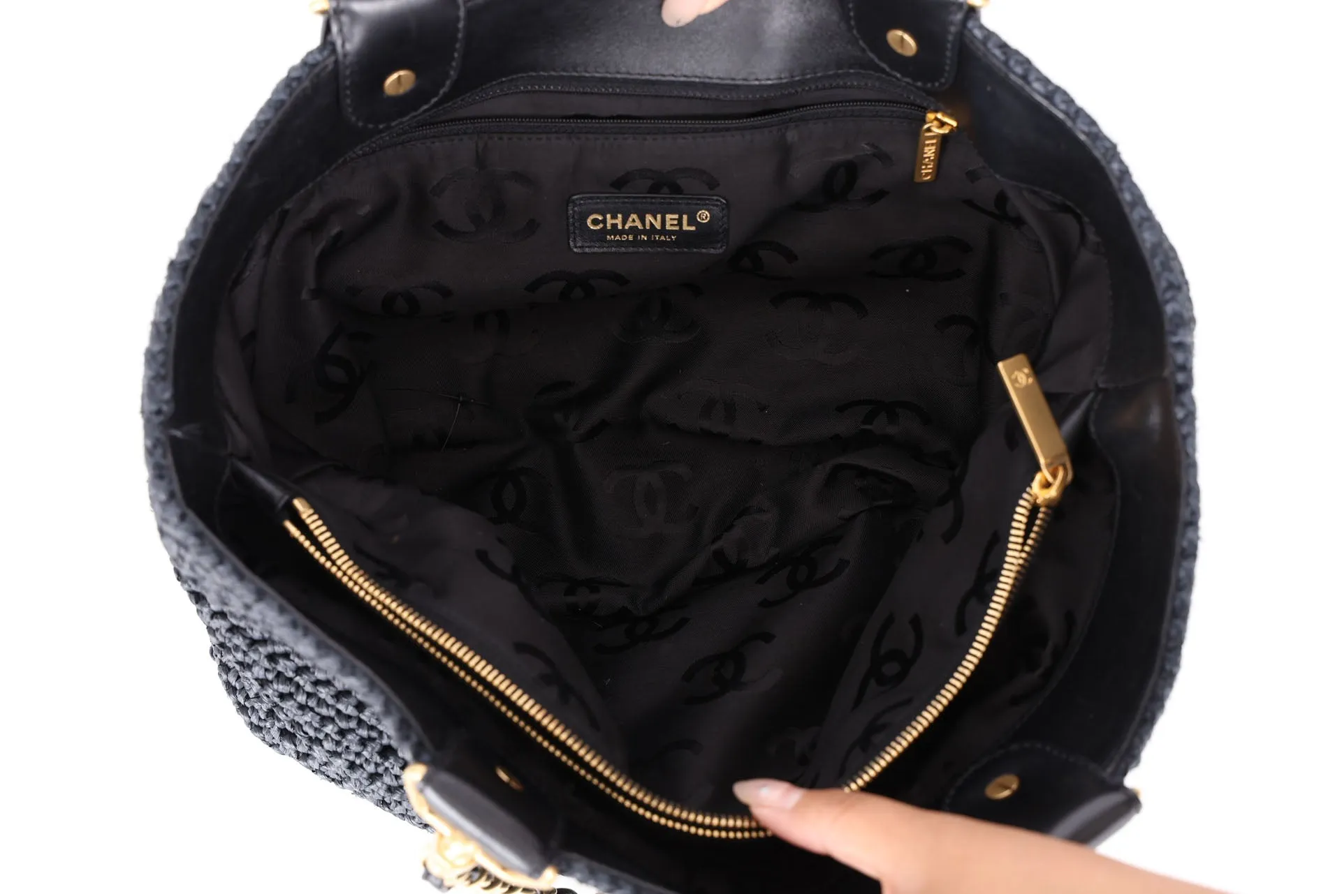 Rare CL 2005 Raffia Turnlock Tote