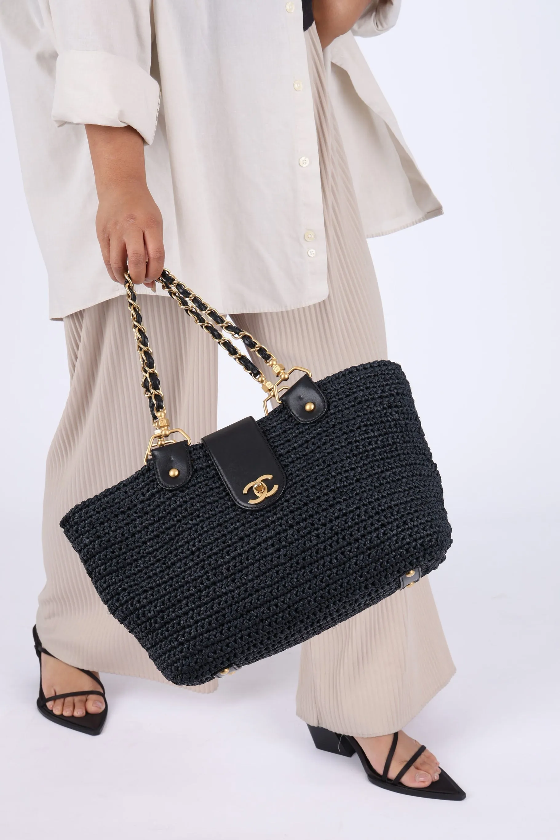 Rare CL 2005 Raffia Turnlock Tote